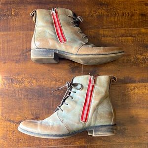 Boutique 9 Leather Boots